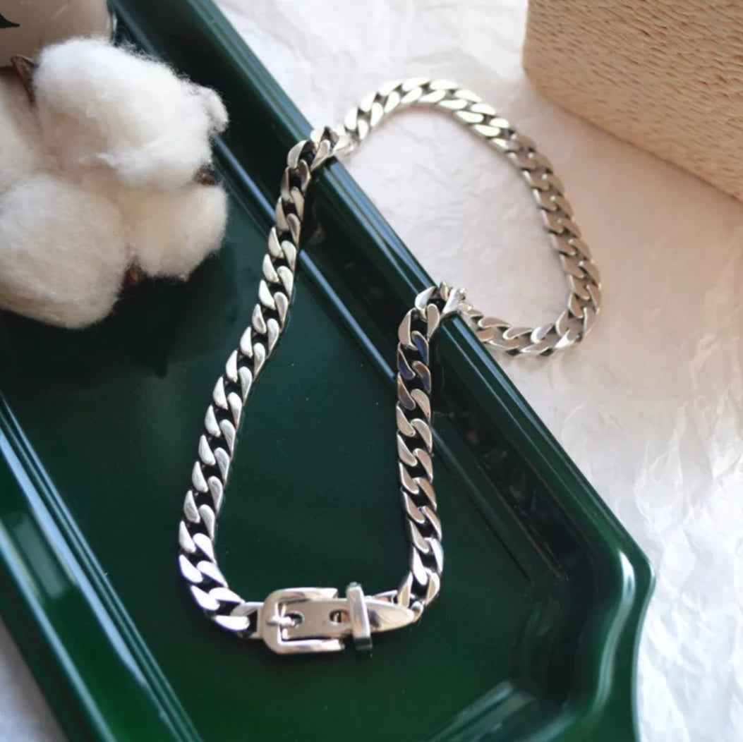 Belt buckle online necklace