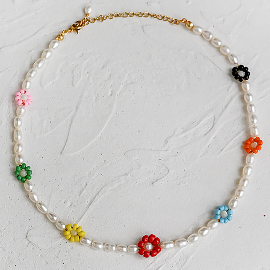 GARDEN BOHO - Rainbow Daisy FW Pearls Necklace