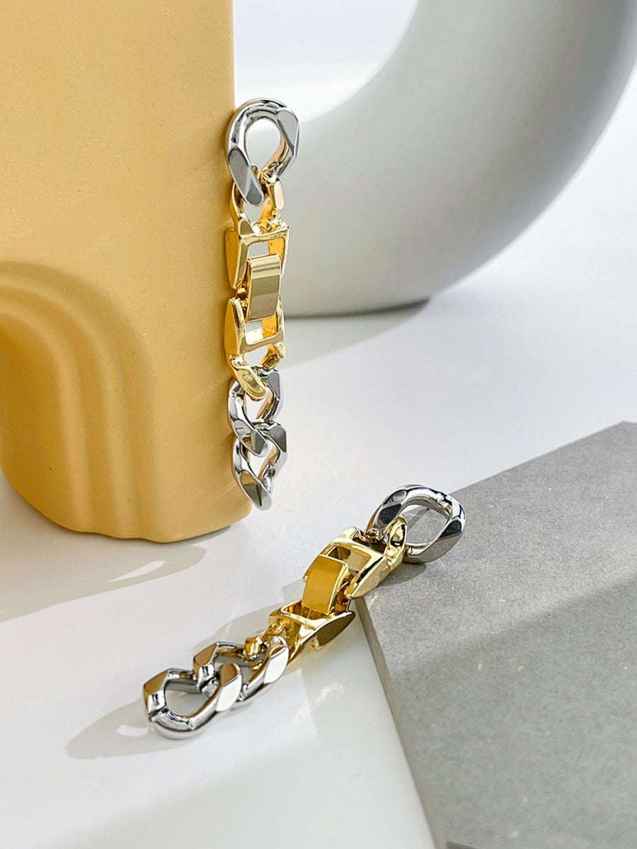 CAPSULE COLLECTION - 925 Giselle Buckle Chain Earrings