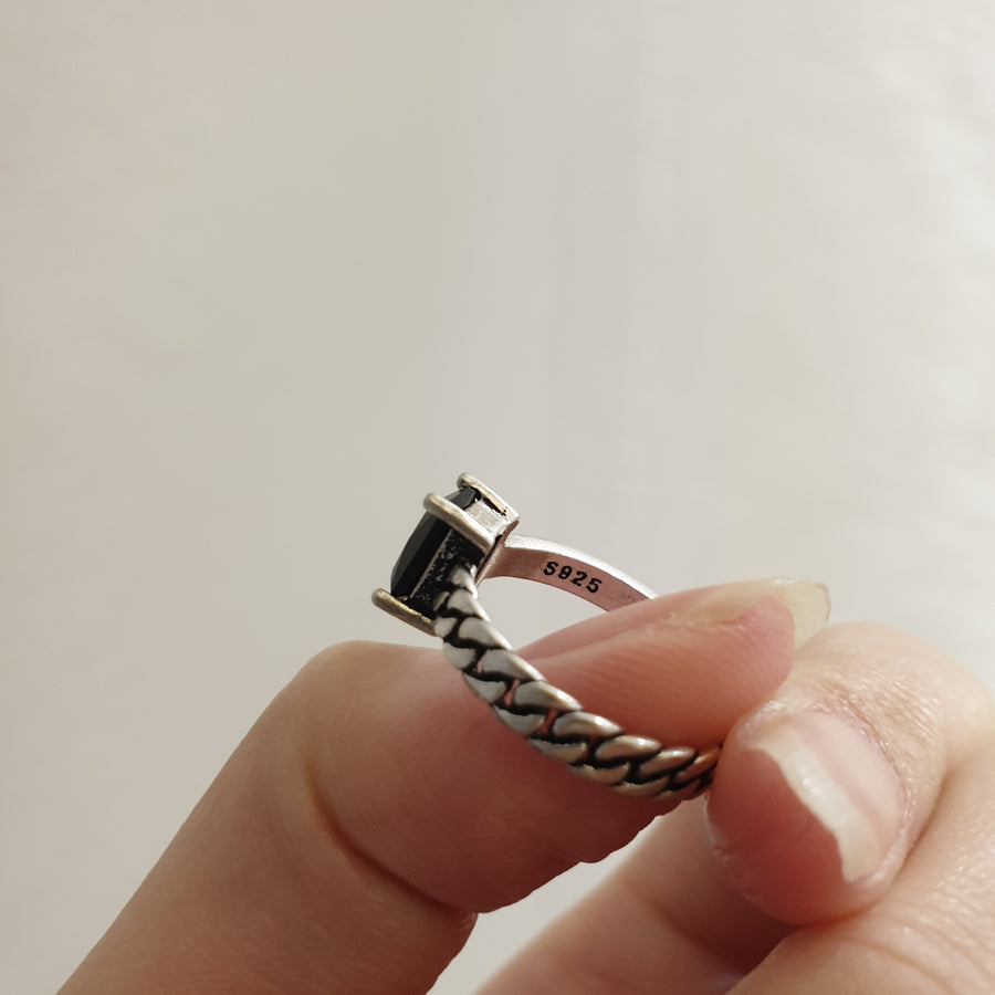 925 Black Crystal Half Chain Ring (BACKORDER)