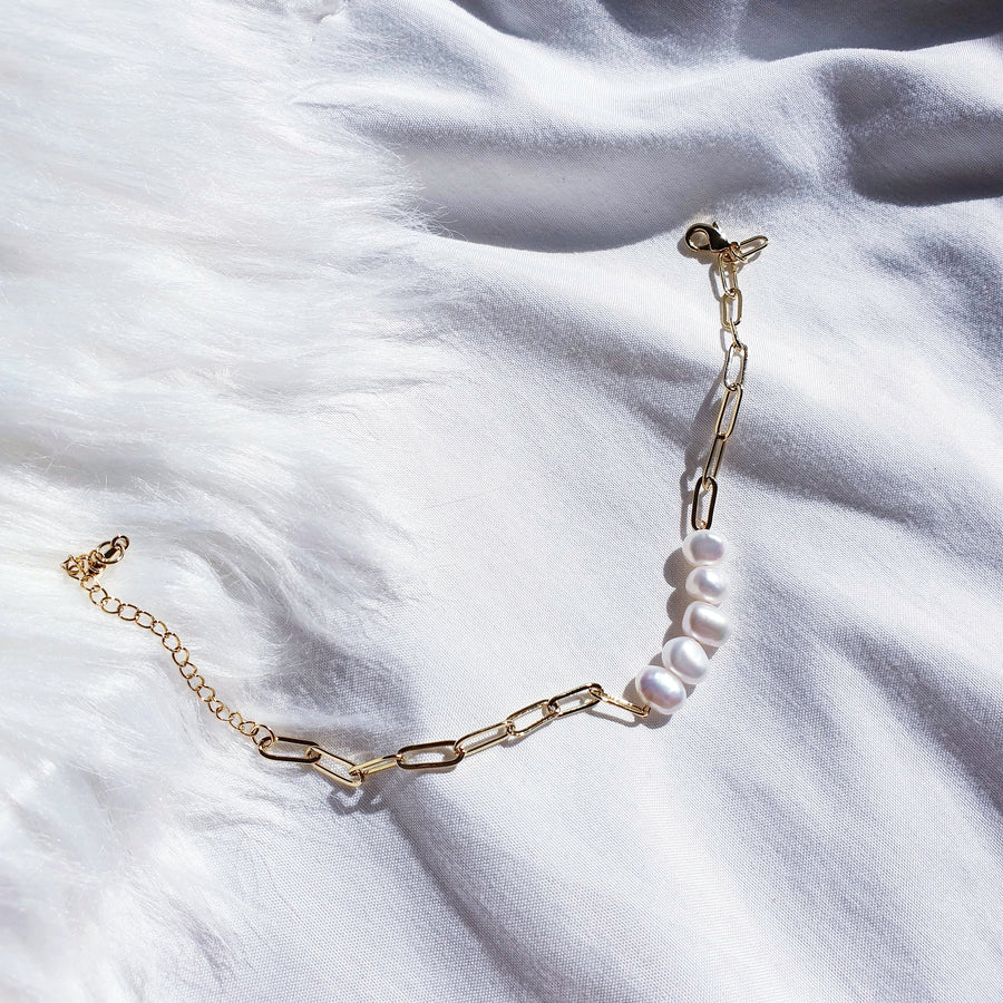 18K Anastasia Fresh Water Tiny Pearls Bracelet (BACKORDER)