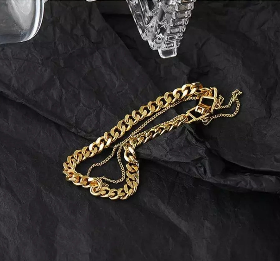 18K Buckle Layered Flat Chain Bracelet (BACKORDER)