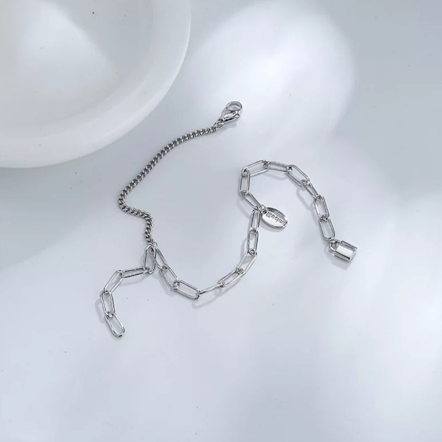 925 Delicate Lock Chain Bracelet (BACKORDER)