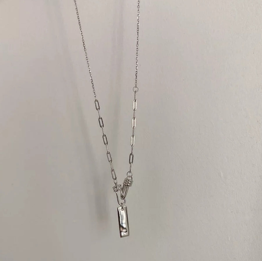 925 Inter-loop Tag Chain Necklace (BACKORDER)