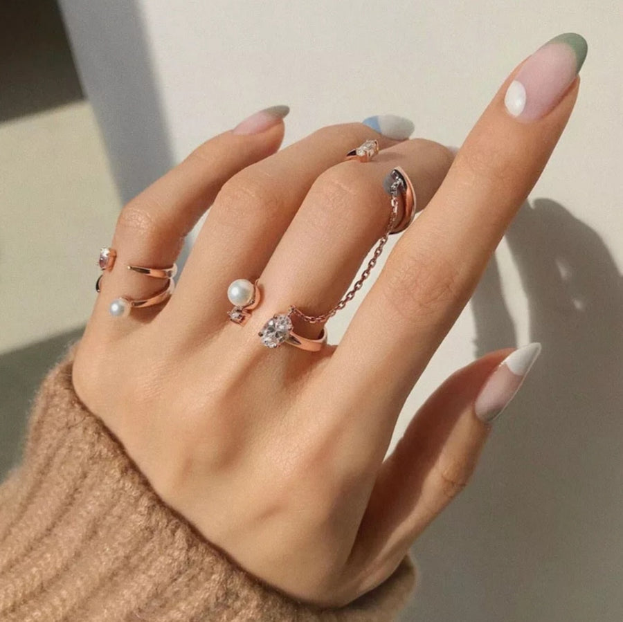 925 Duo Pearl x Crystal Chain Ring (BACKORDER)