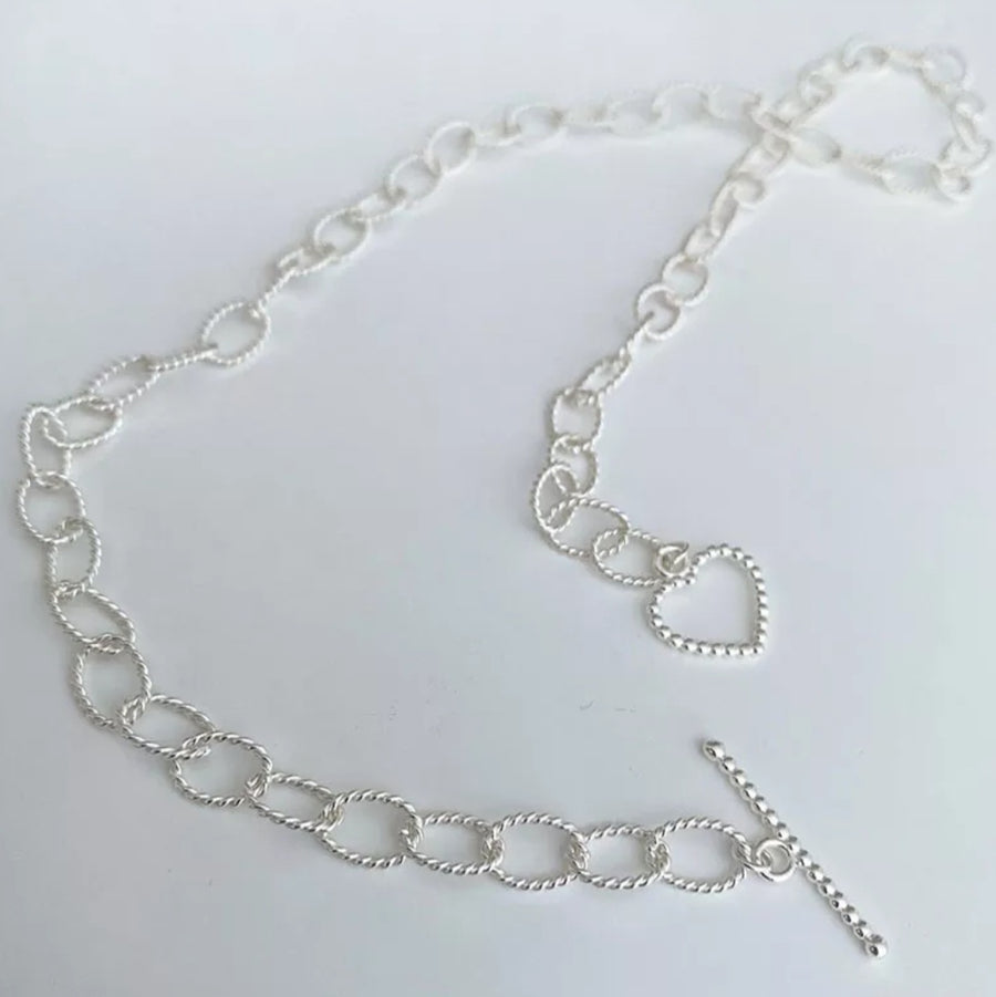926 Hollow Beaded Heart T-Bar Chain Necklace (BACKORDER)