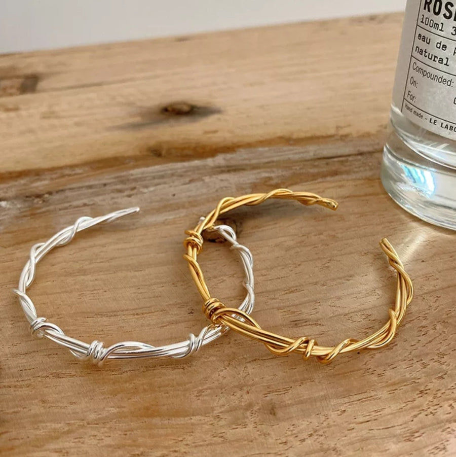 925 Twisted Wire Bangle (BACKORDER)